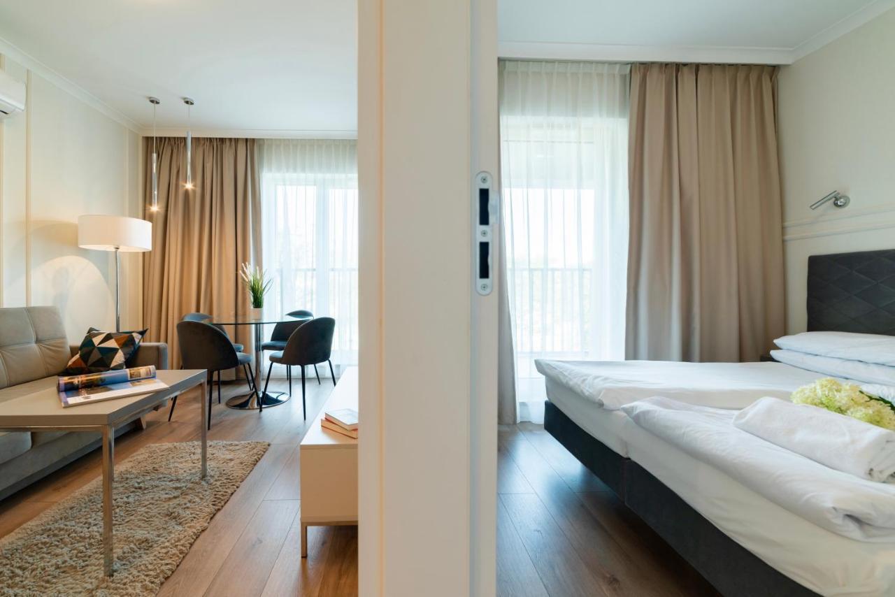 Warsaw Residence Екстериор снимка